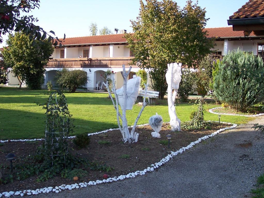 Paga Hotel Aidenbach Extérieur photo